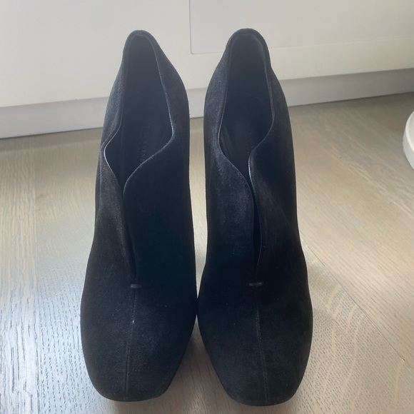 Bottega Veneta suede ankle boots - Picture 3 of 6